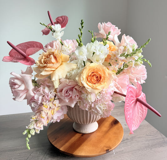 Arrangement "Coral Horizon" Anthurium, Hydrangea, French Roses