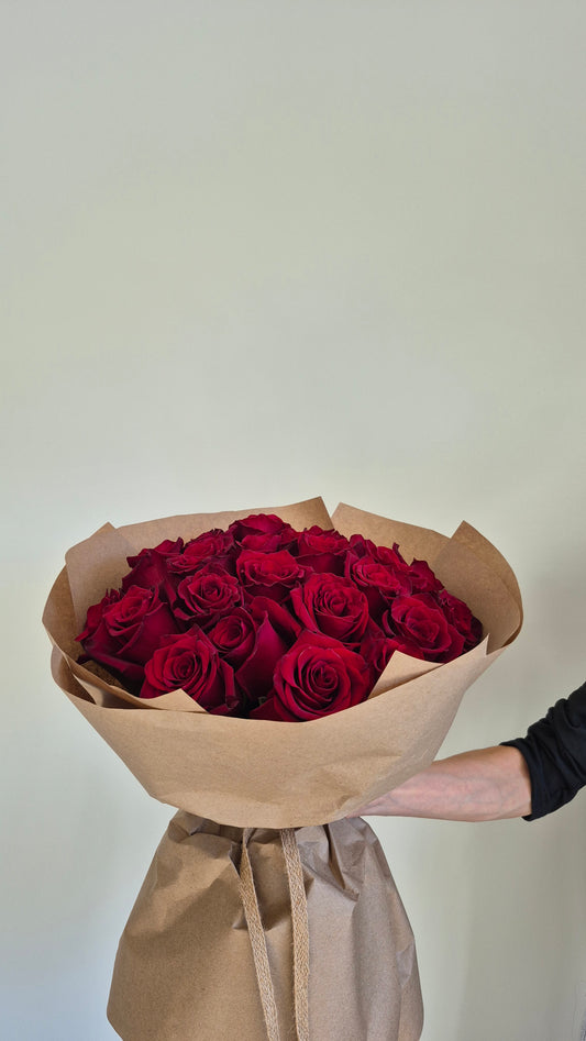 Bouquet "Scarlet Flame" Red Roses
