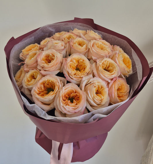 Bouquet "Crown Jewel" Roses