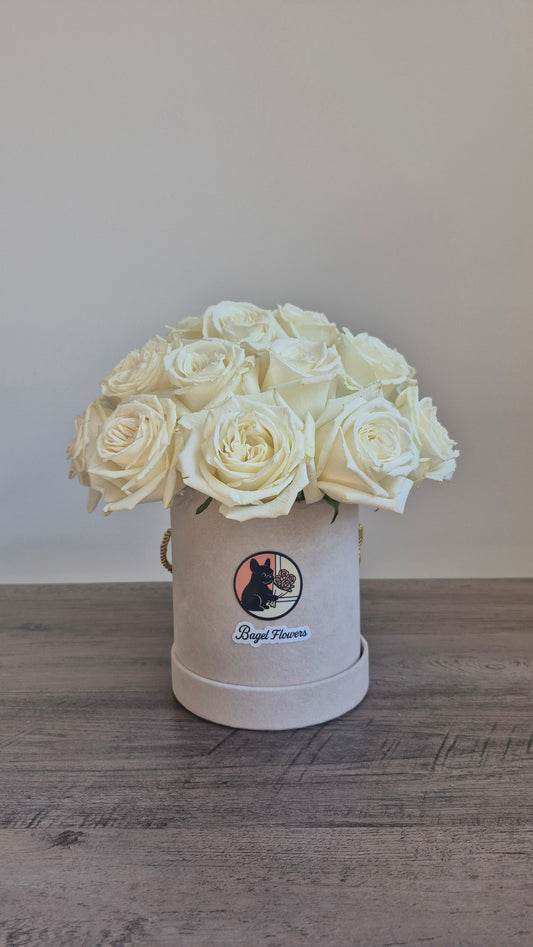 Basket "Vanilla Ice cream" White Roses