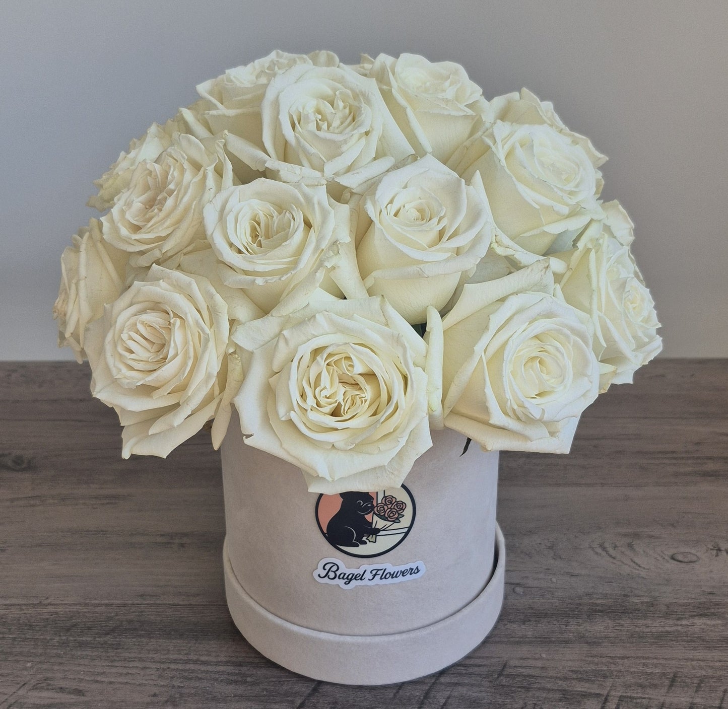 Basket "Vanilla Ice cream" White Roses