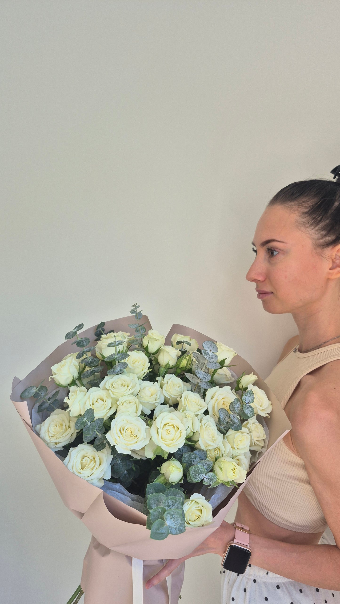 Bouquet "Pure Serenity" Spray Roses