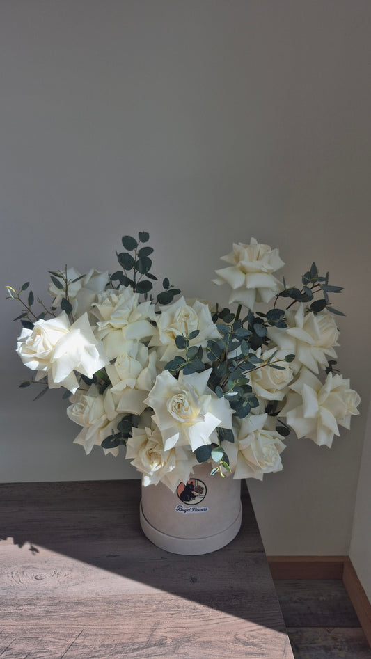 Basket "Mystic Garden" French Roses