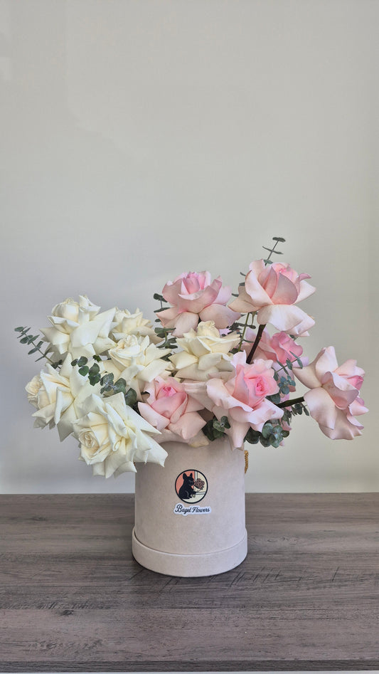 Basket "Rustic Reverie" French Roses