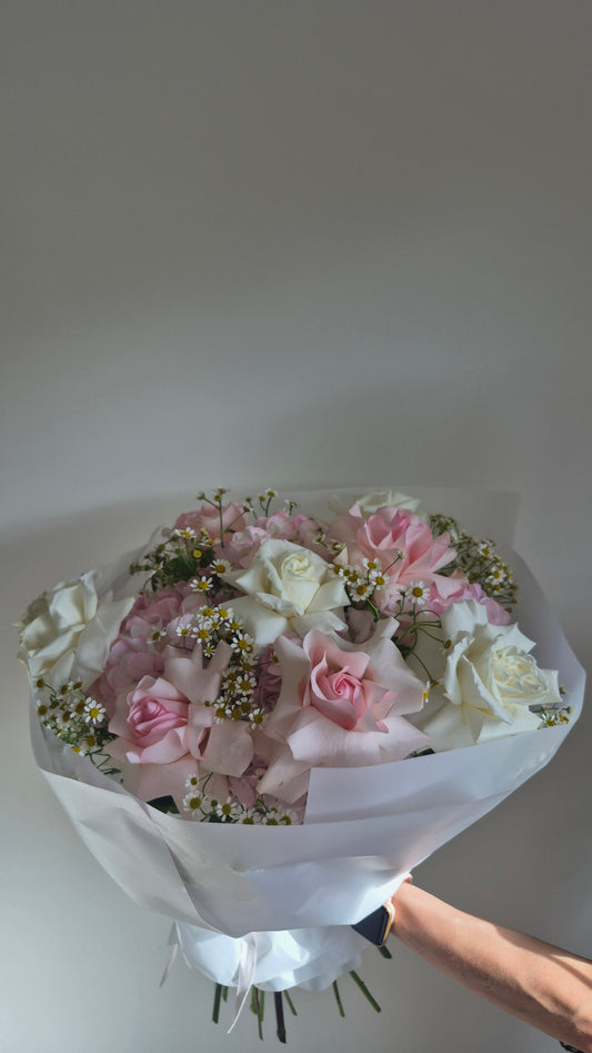 Bouquet "Love Letter" French Roses, Hydrangea