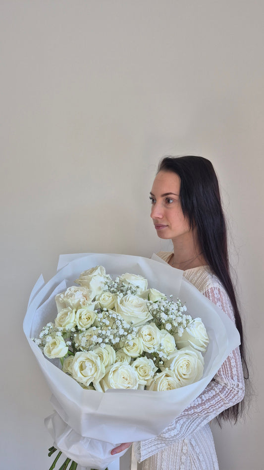 Bouquet "White Lace" White Roses, Spray roses, Gypsophila