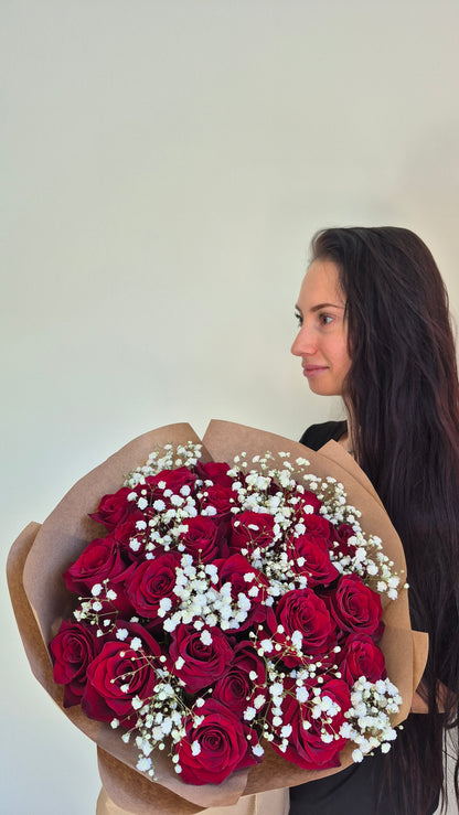 Bouquet "Firefly Dance" Red Roses, Gypsophila