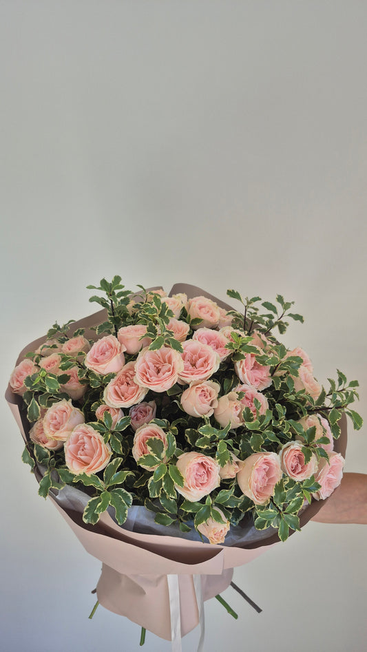 Bouquet "Wild Harmony" Spray Roses