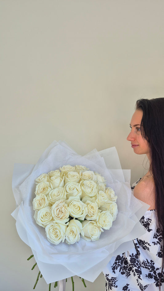 Bouquet "Pure Elegance" White Roses